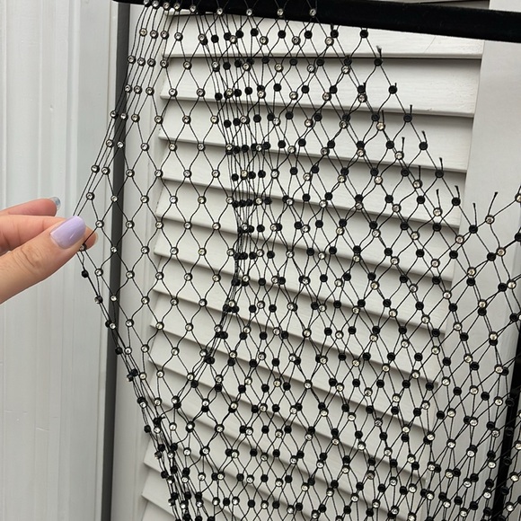 Crystal cover up - Picture 10 of 17